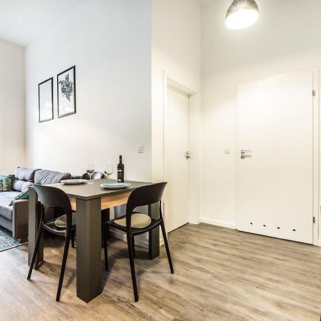 Apartament W Sercu Miasta Poznan Garbary 31 Extérieur photo